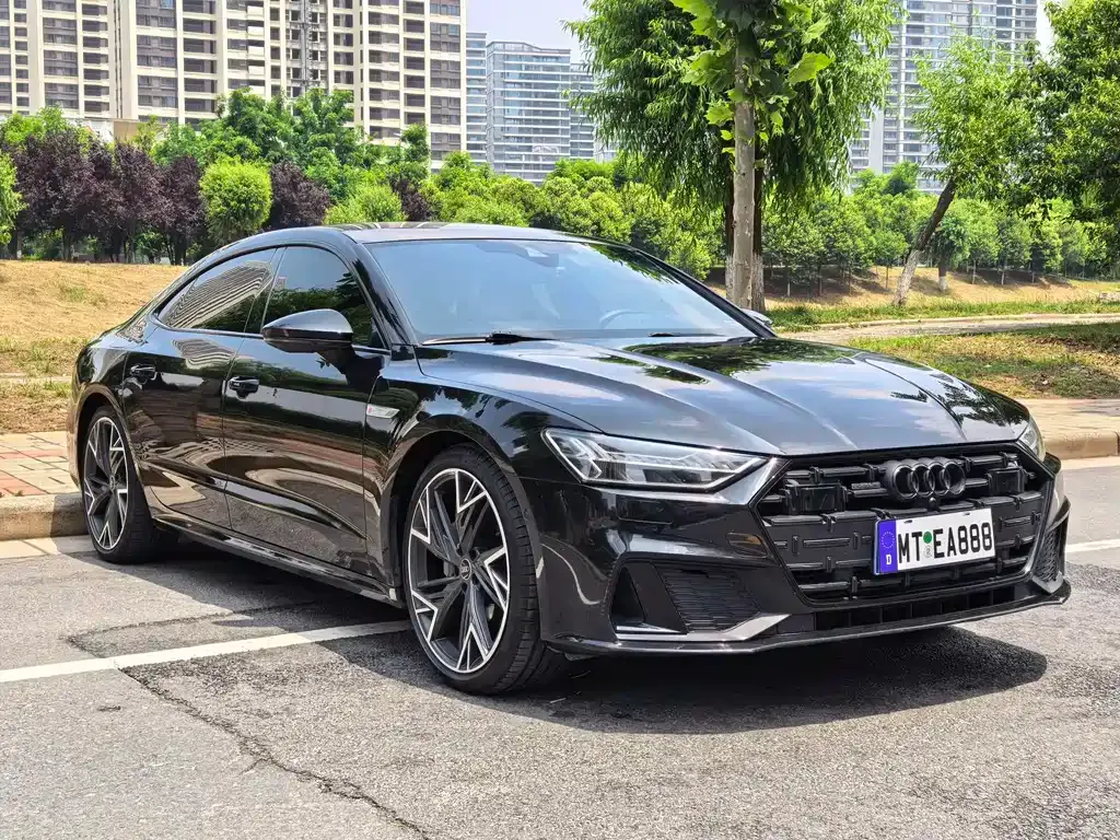Audi A7L — фото 10
