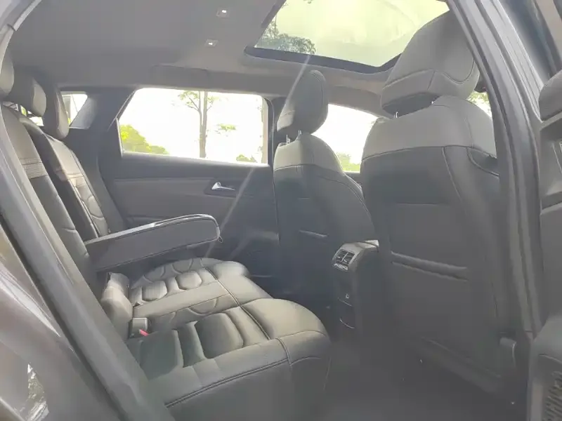 Citroen C5 X 2023 из CN, фото 5