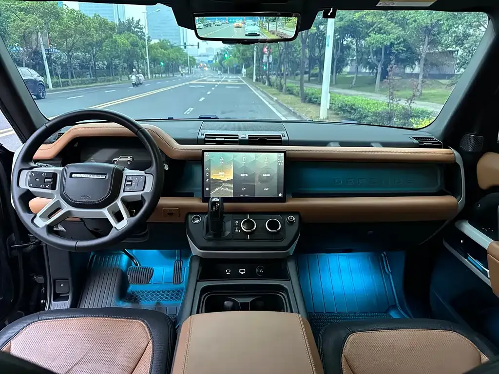 Land Rover Defender — фото 2