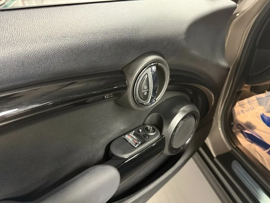 Mini Cooper 2022 из KR, фото 4