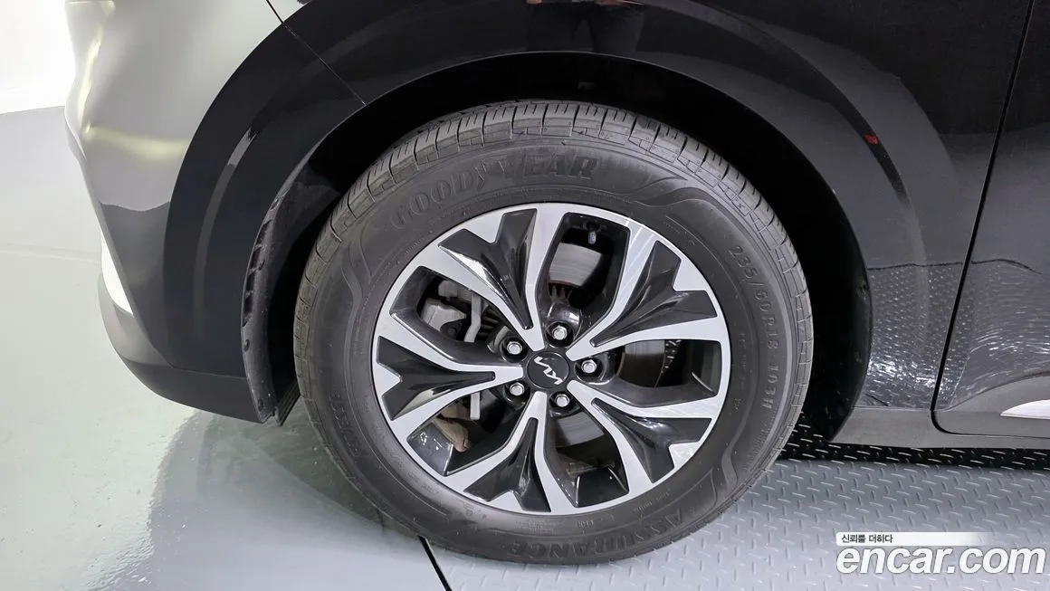 Kia Carnival 2023 из KR, фото 6