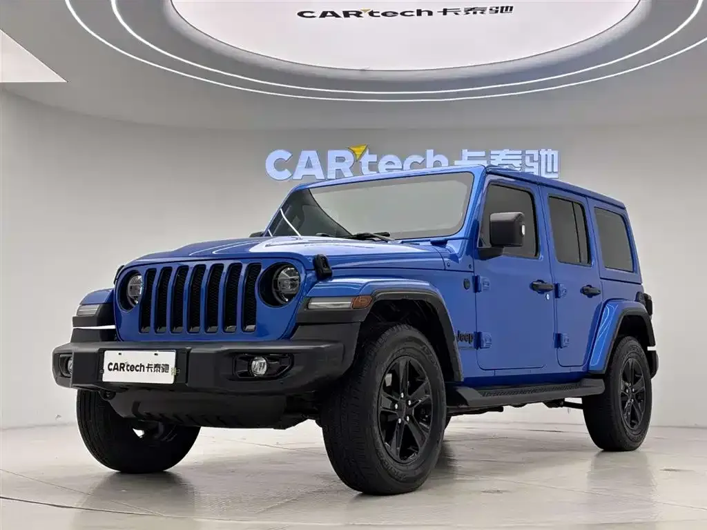 Jeep Wrangler — фото 1