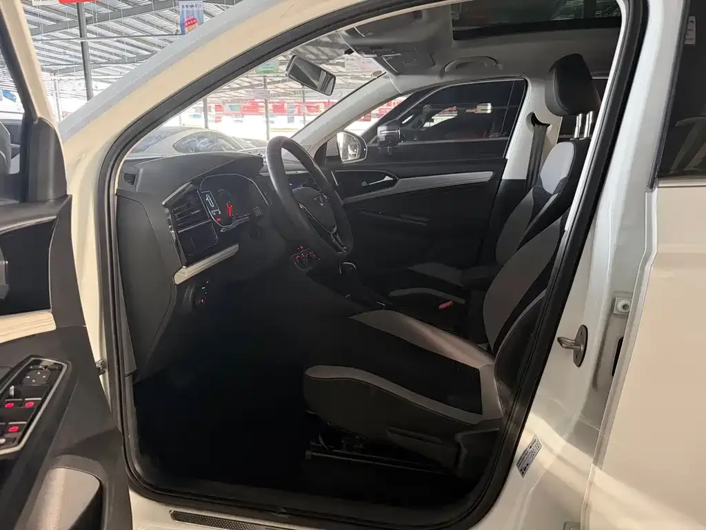 Jetta VS7 2023 из CN, фото 7