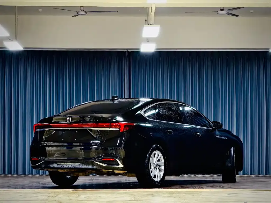 Buick LaCrosse 2023 из CN, фото 9