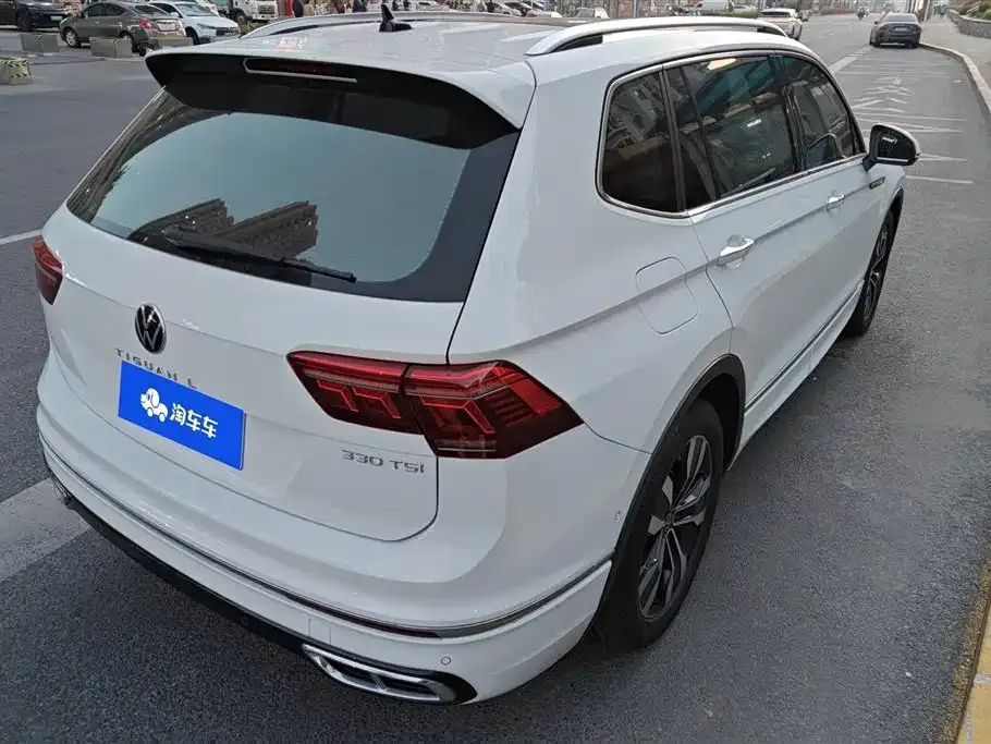 Volkswagen Tiguan L — фото 7
