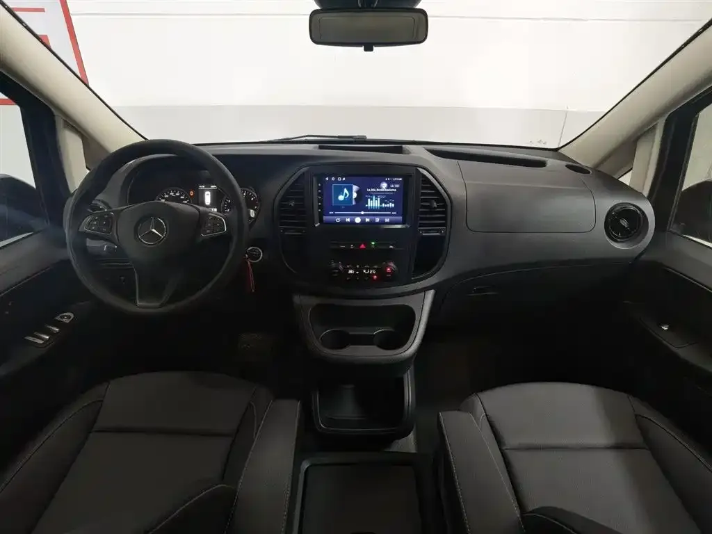 Mercedes-Benz Vito 2023 из CN, фото 3