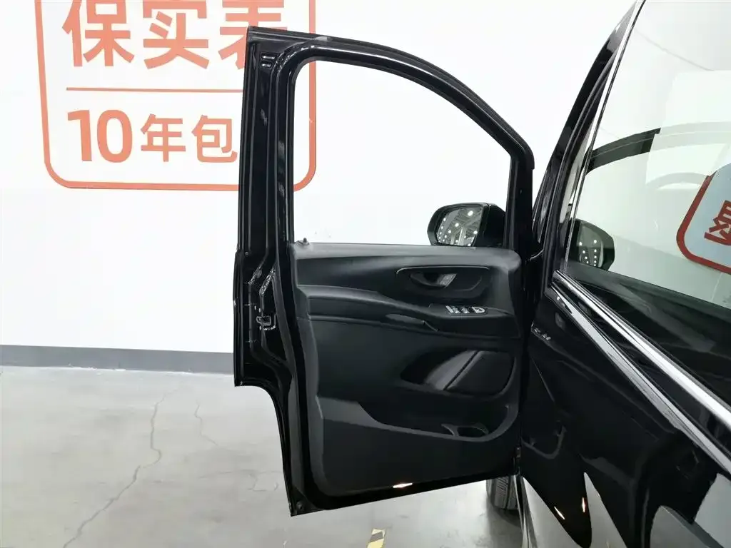 Mercedes-Benz Vito 2023 из CN, фото 5