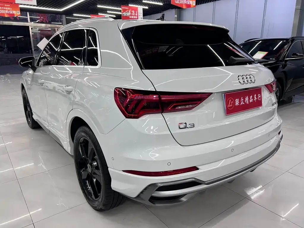 Audi Q3 2021 из CN, фото 8
