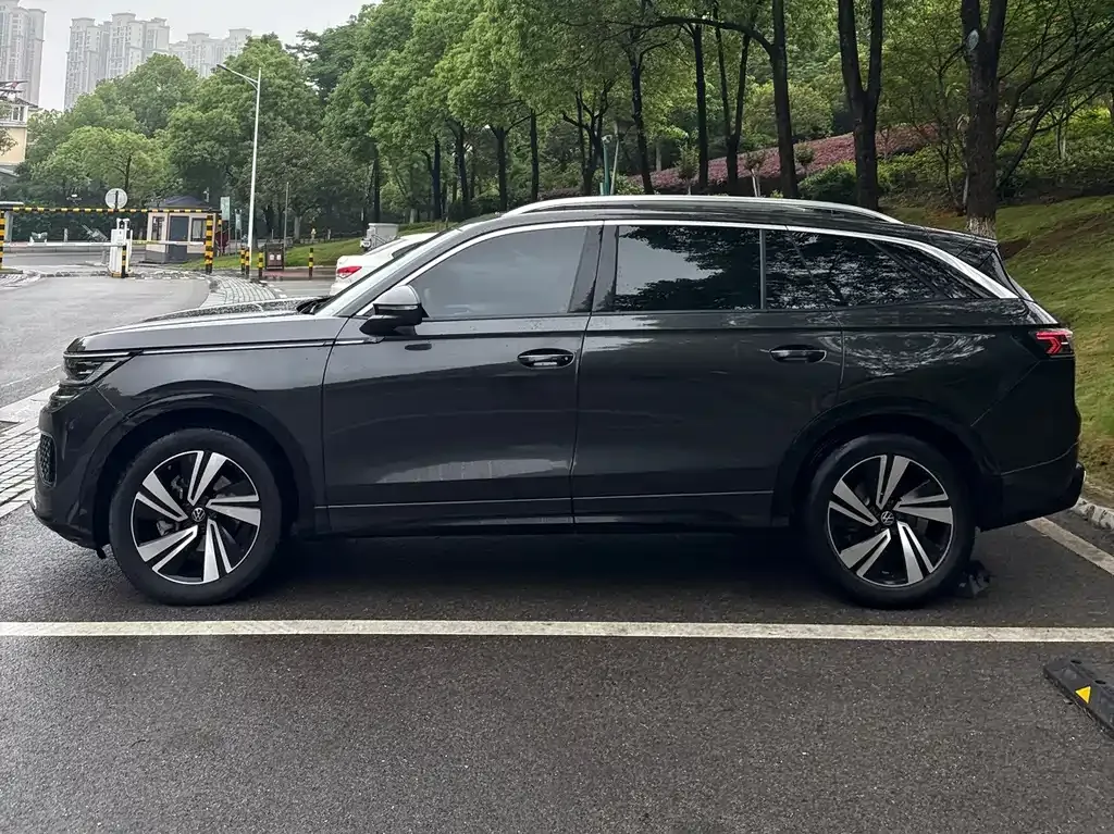 Volkswagen Tavendor 2023 из CN, фото 8