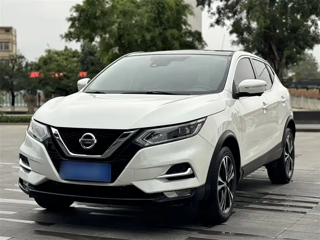 Nissan Qashqai — фото 9