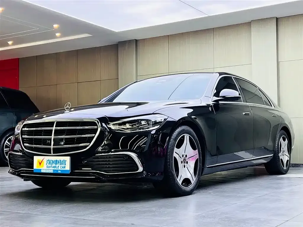 Mercedes-Benz S-Class — фото 1