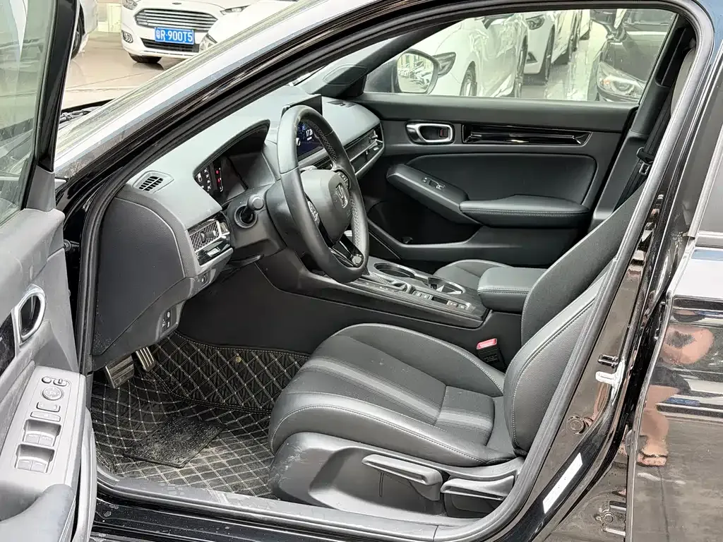 Honda Civic — фото 8