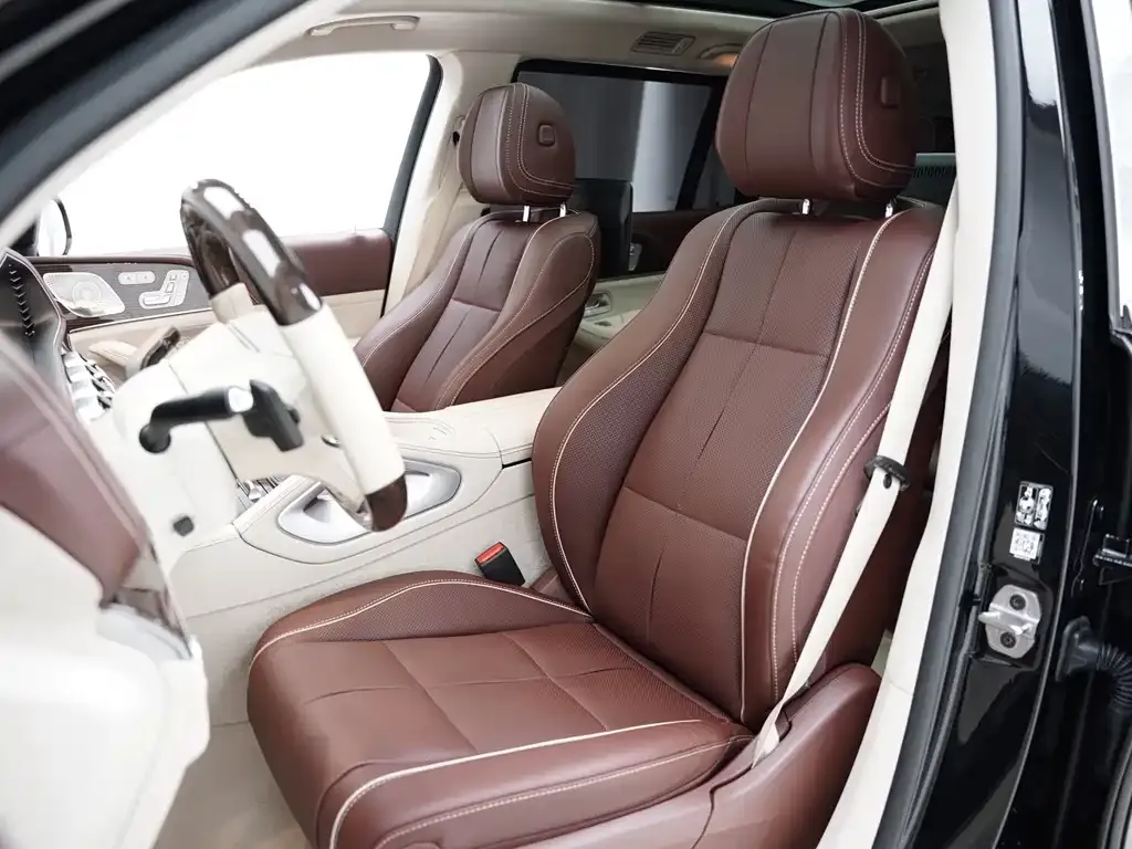 Mercedes-Benz GLS 2023 из CN, фото 3