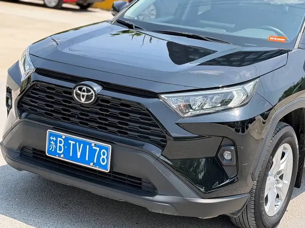 Toyota RAV4 2024 из CN, фото 5