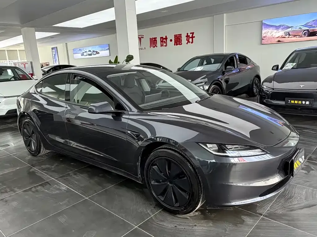 Tesla Model 3 2024 из CN, фото 8
