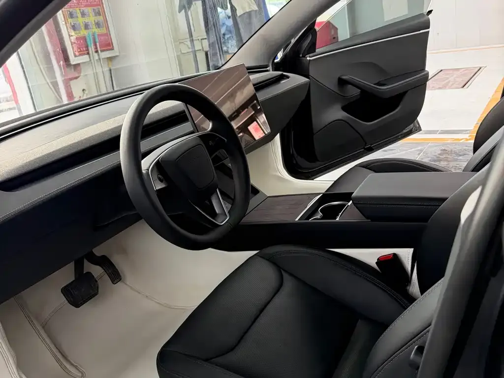 Tesla Model 3 2024 из CN, фото 5