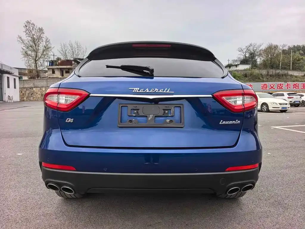 Maserati Levante — фото 6