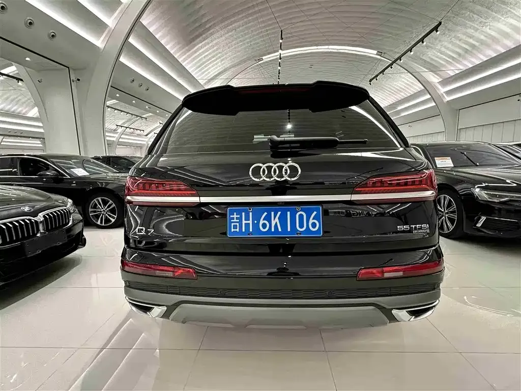 Audi Q7 — фото 3