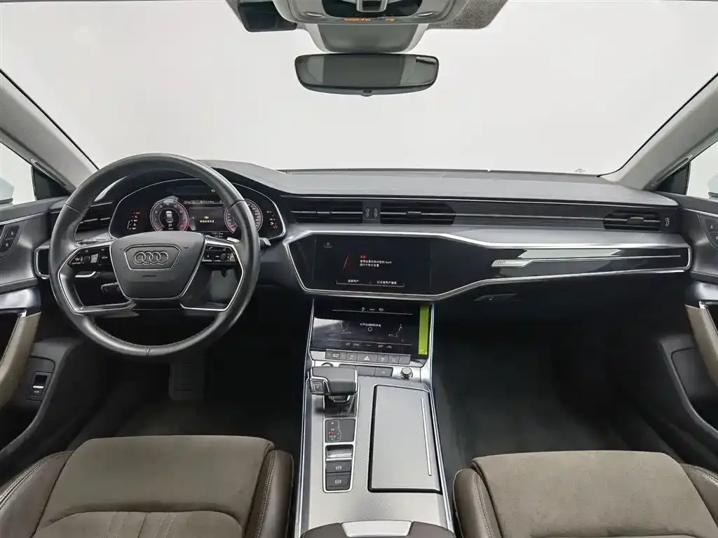 Audi A7L 2024 из CN, фото 5