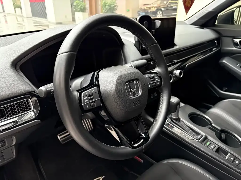 Honda Civic — фото 2