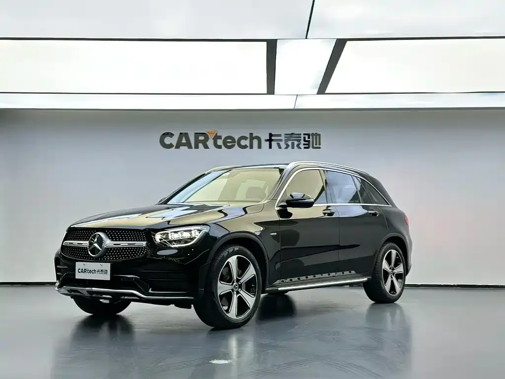 Mercedes-Benz GLC — фото 1