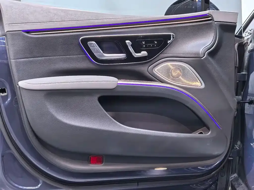 Mercedes-Benz EQS 2024 из CN, фото 9