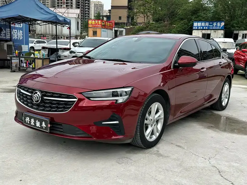 Buick Regal — фото 1