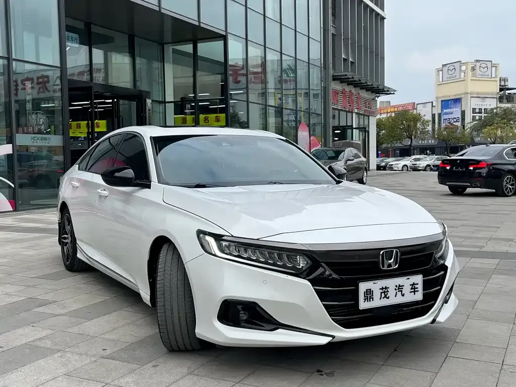 Honda Accord — фото 5