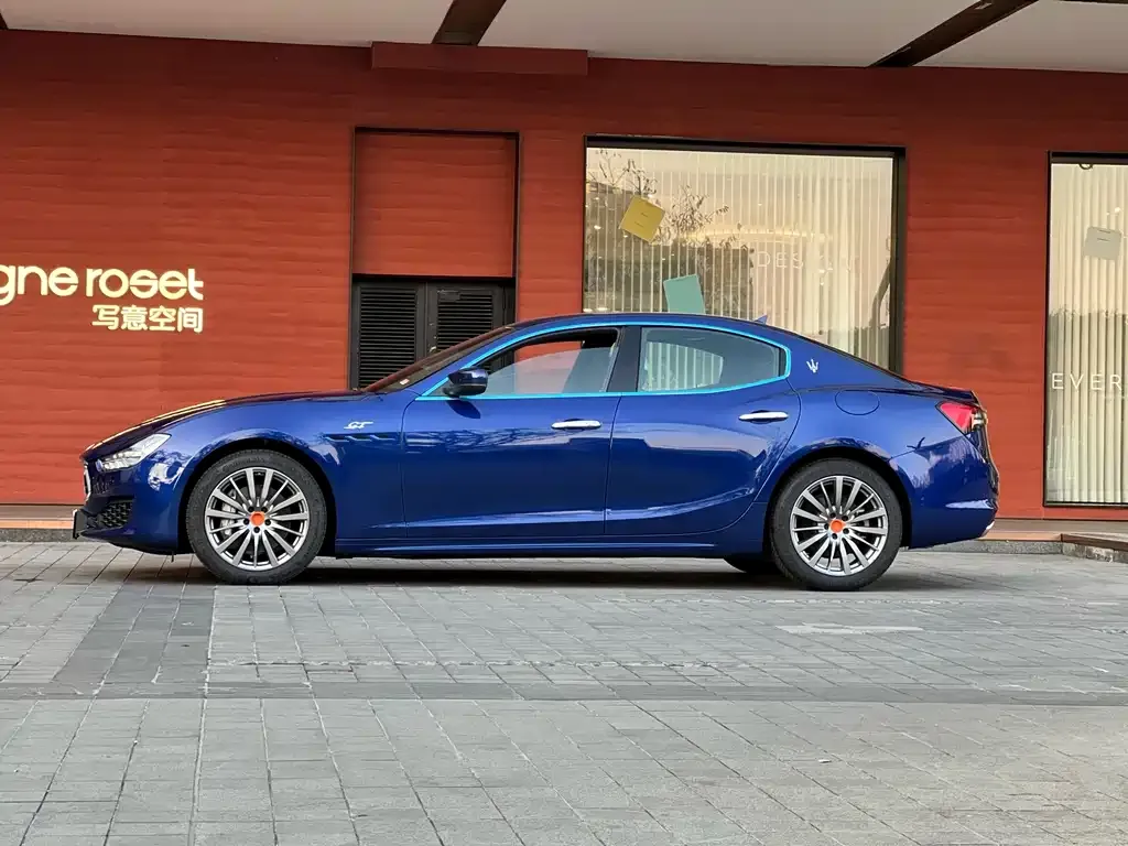 Maserati Ghibli — фото 8