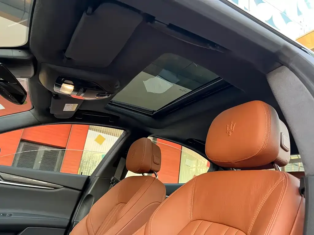 Maserati Ghibli — фото 7