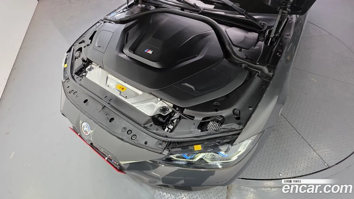BMW i4 2023 из KR, фото 8