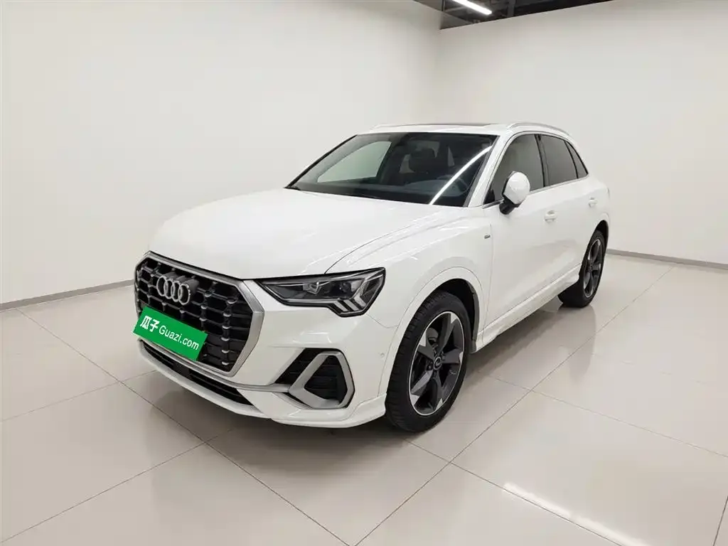 Audi Q3 2021 из CN, фото 2
