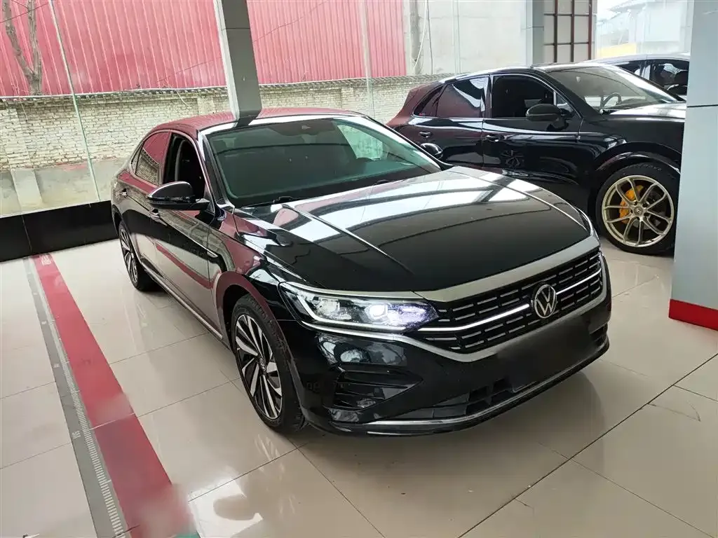 Volkswagen Passat — фото 3