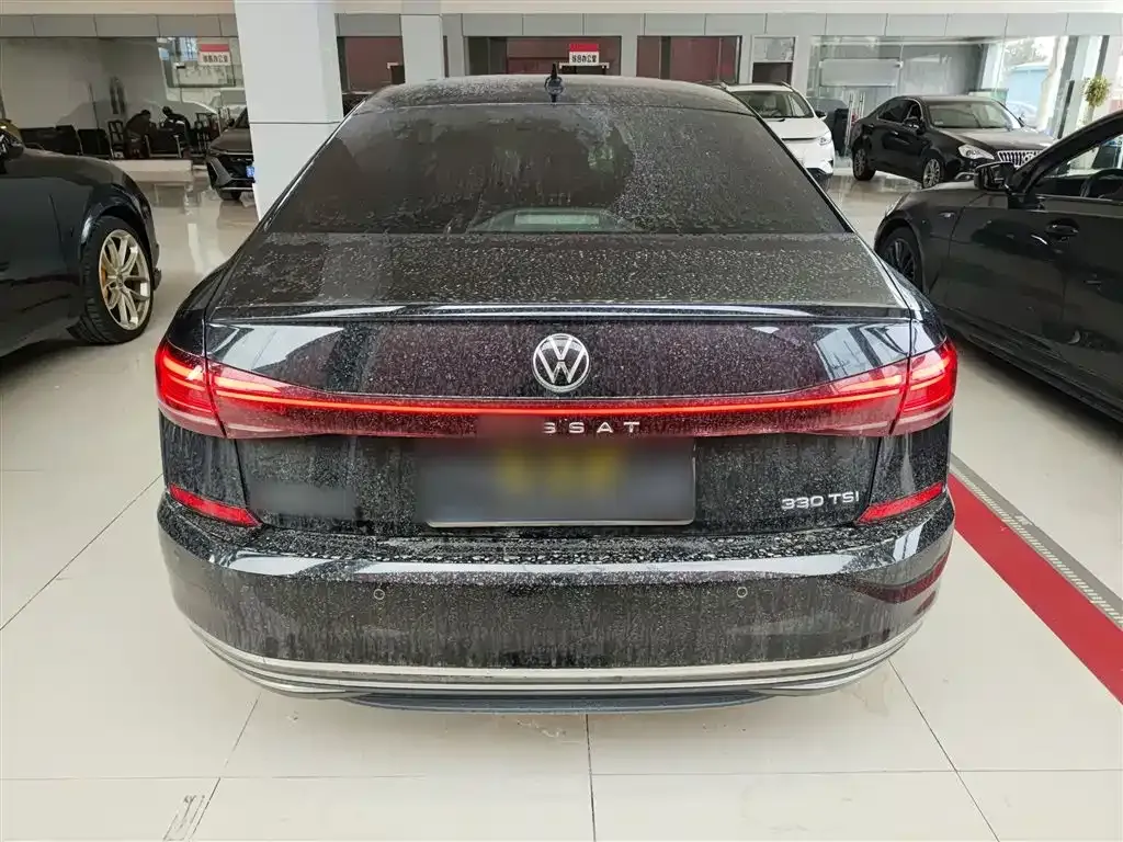 Volkswagen Passat — фото 2