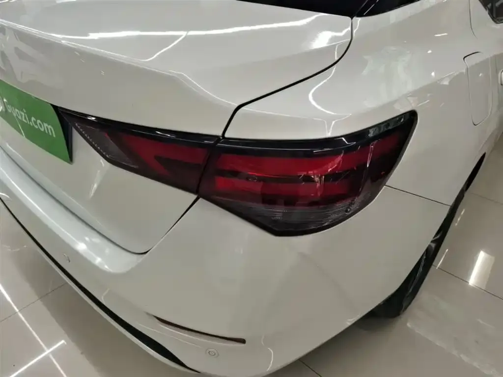 Nissan Sylphy 2021 из CN, фото 4