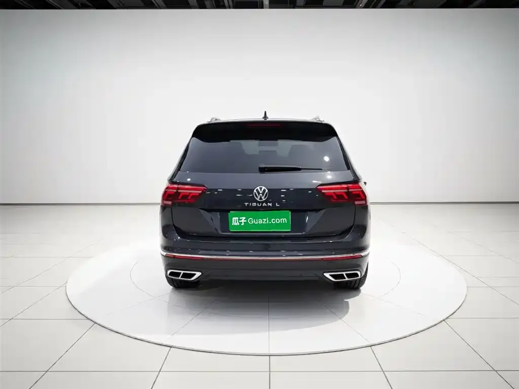 Volkswagen Tiguan L — фото 4