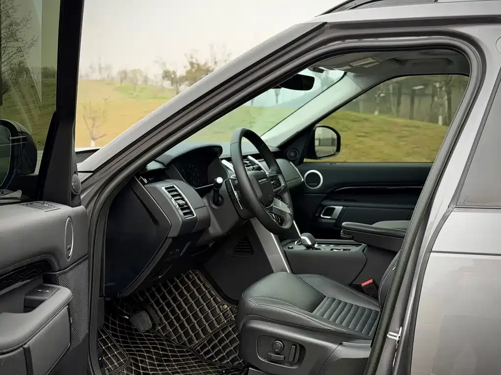Land Rover Discovery — фото 10