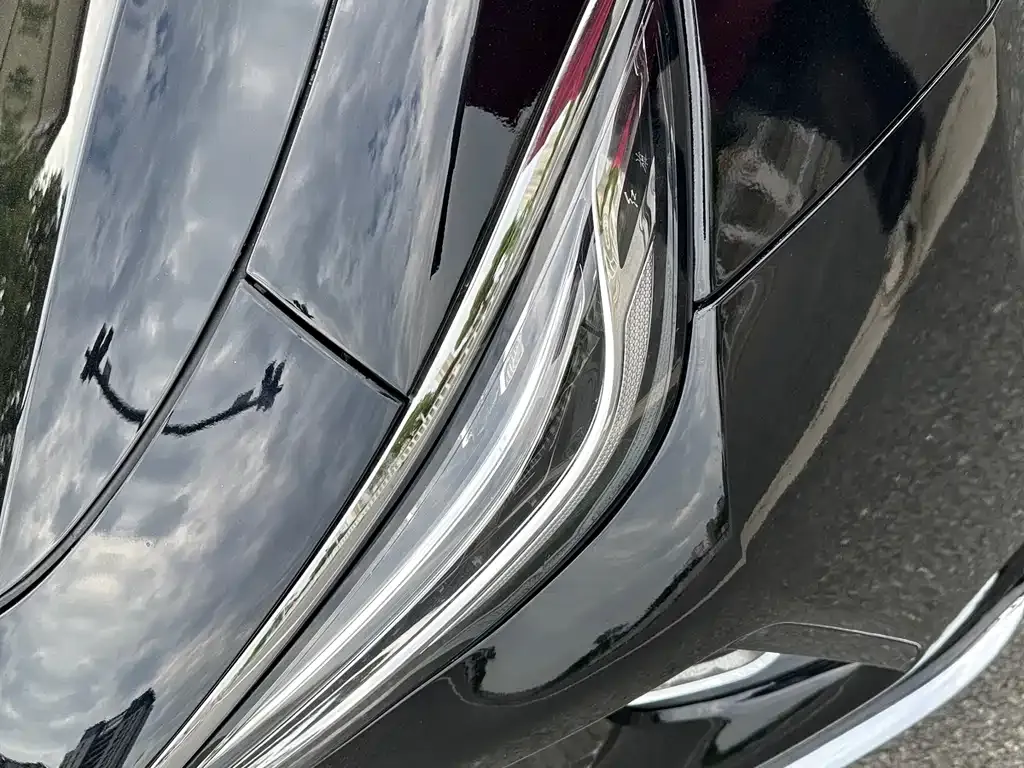 Hongqi H5 — фото 4
