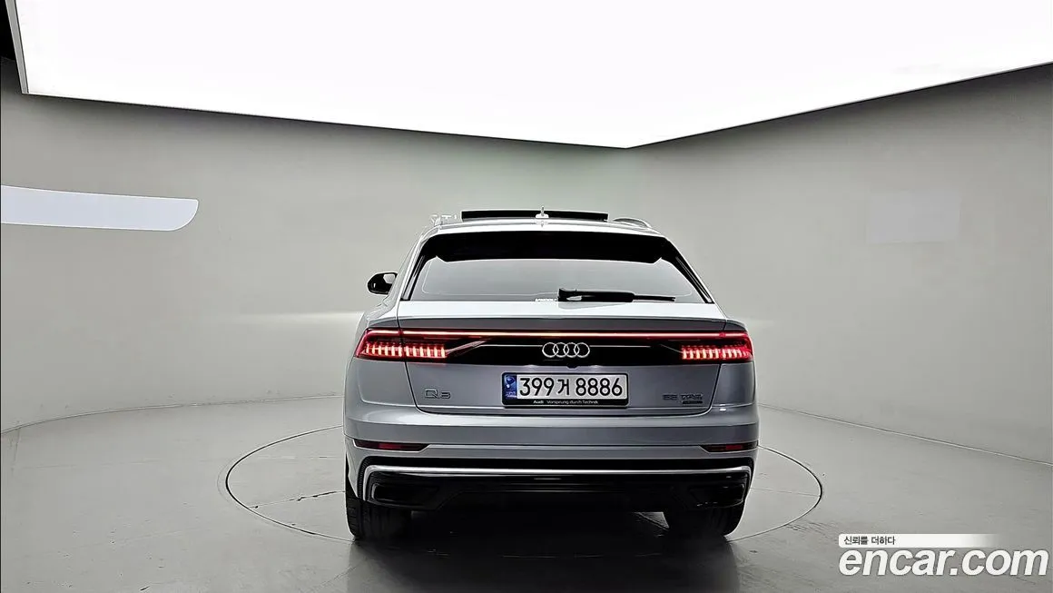 Audi Q8 2021 из KR, фото 3