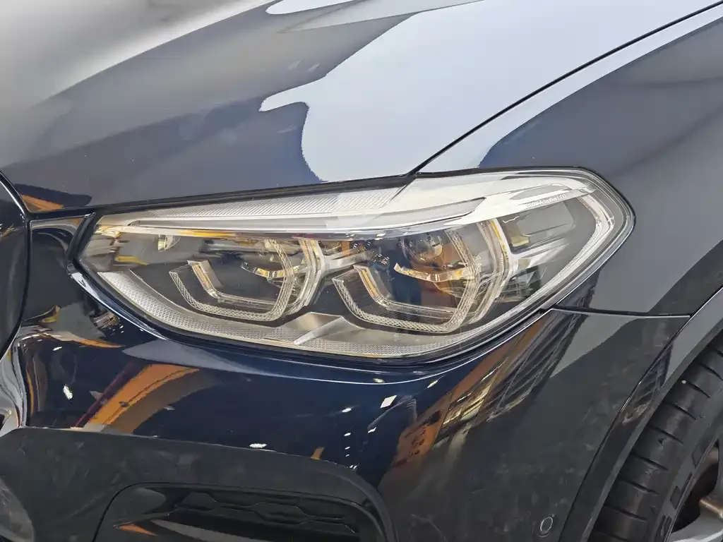 BMW X3 — фото 9