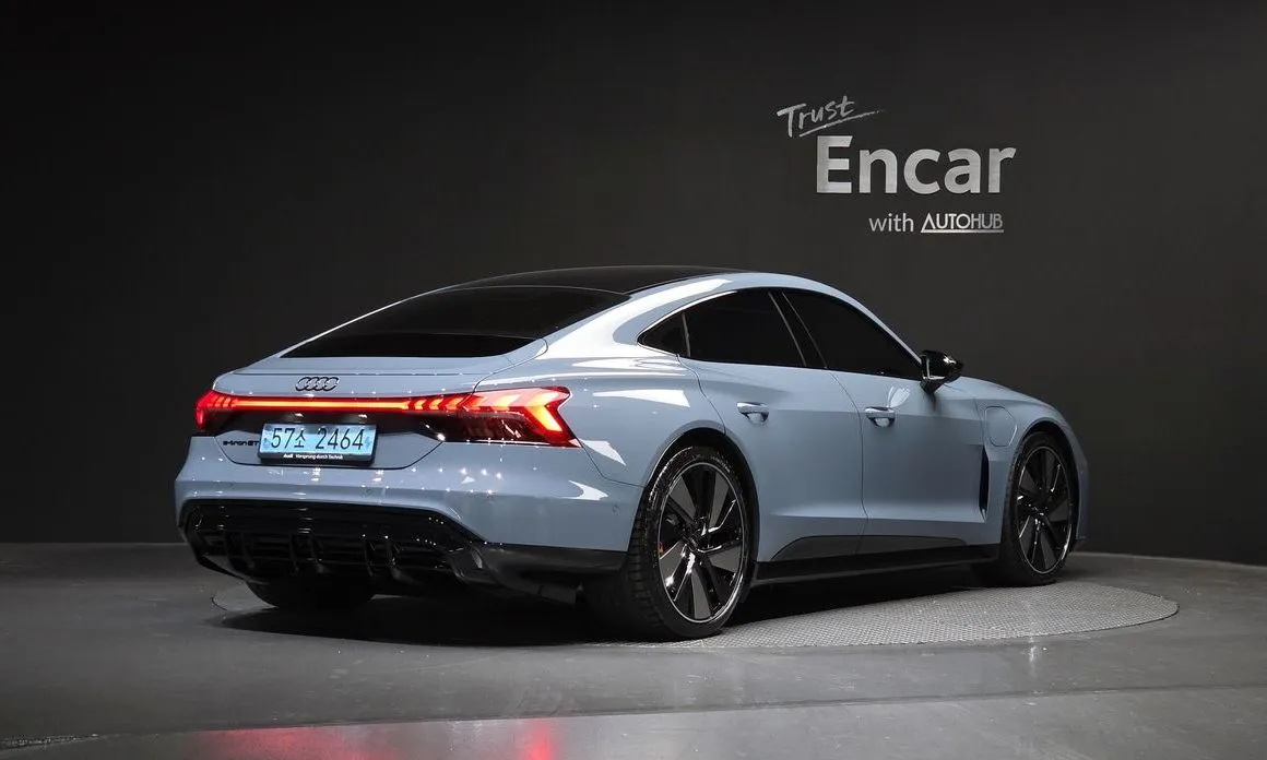Audi e-tron GT 2022 из KR, фото 4