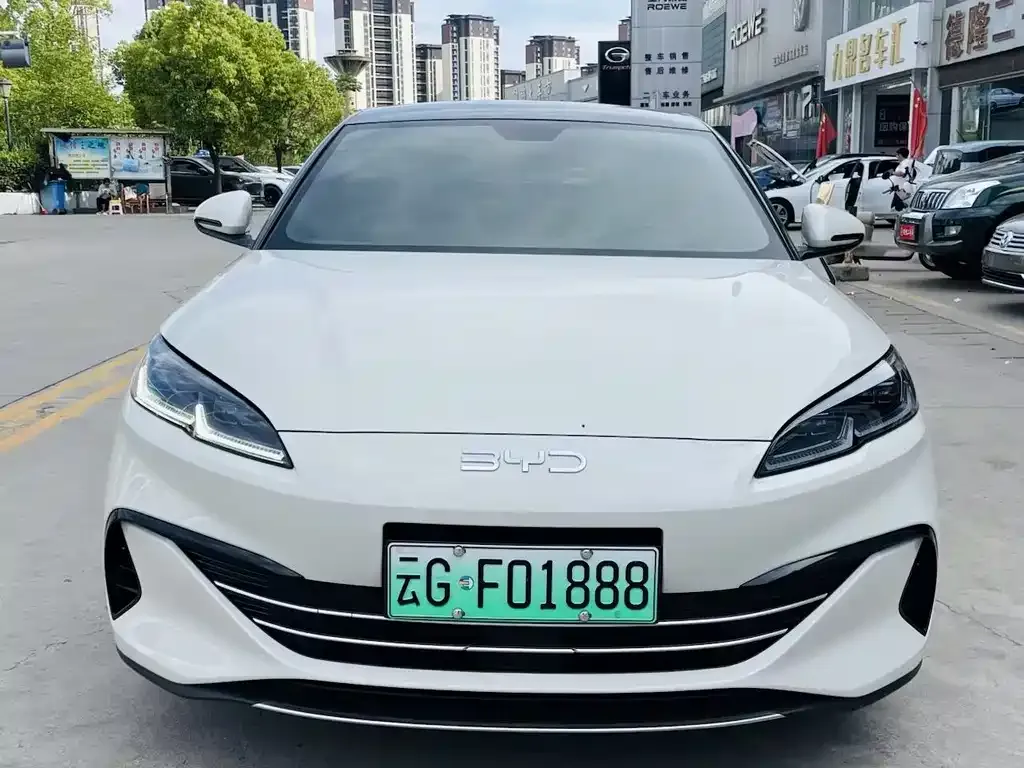BYD Seal 06 — фото 10