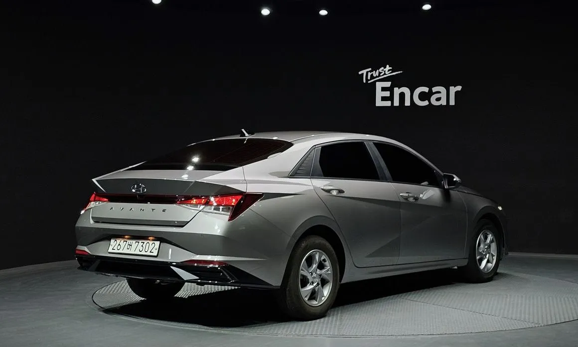 Hyundai AVANTE — фото 2