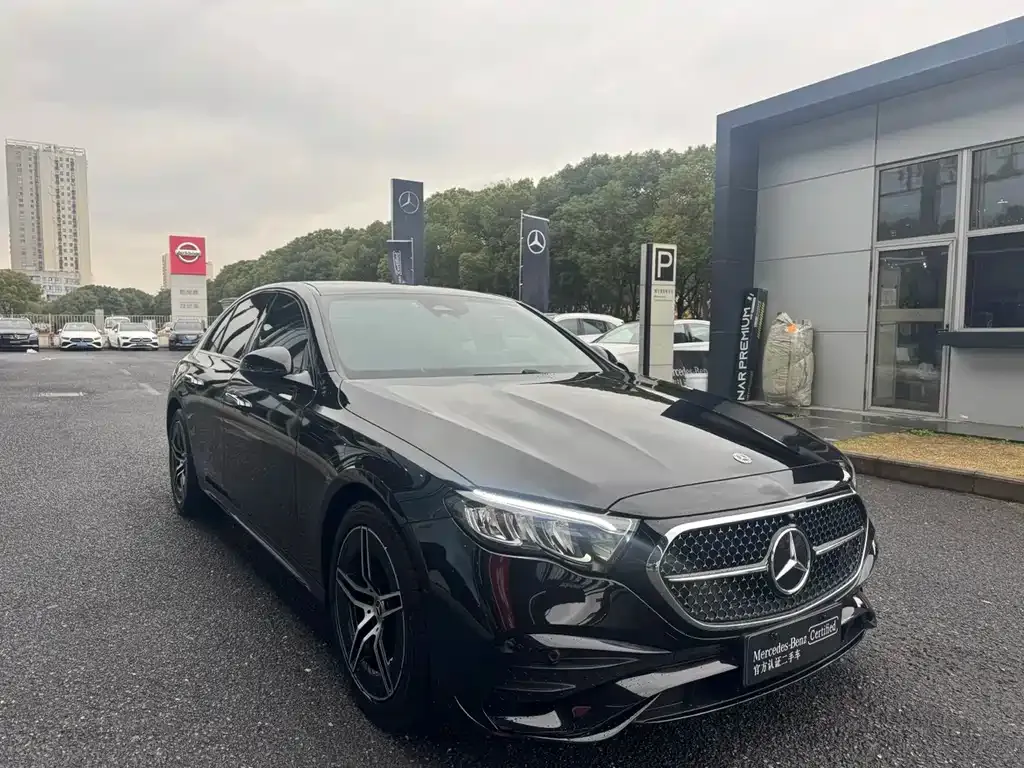 Mercedes-Benz E-Class (Import) — фото 2