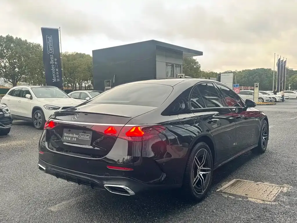 Mercedes-Benz E-Class (Import) — фото 3