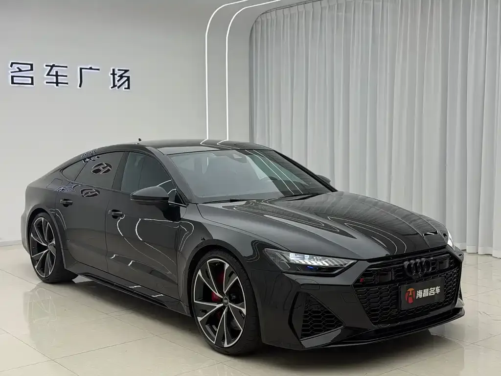 Audi RS 7 2022 из CN, фото 7