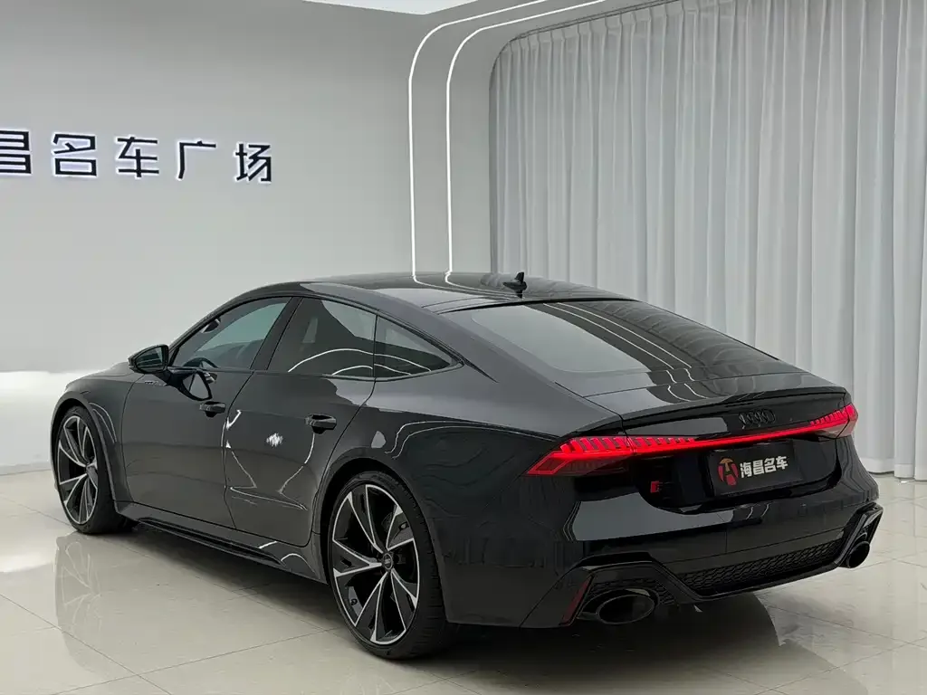 Audi RS 7 2022 из CN, фото 4