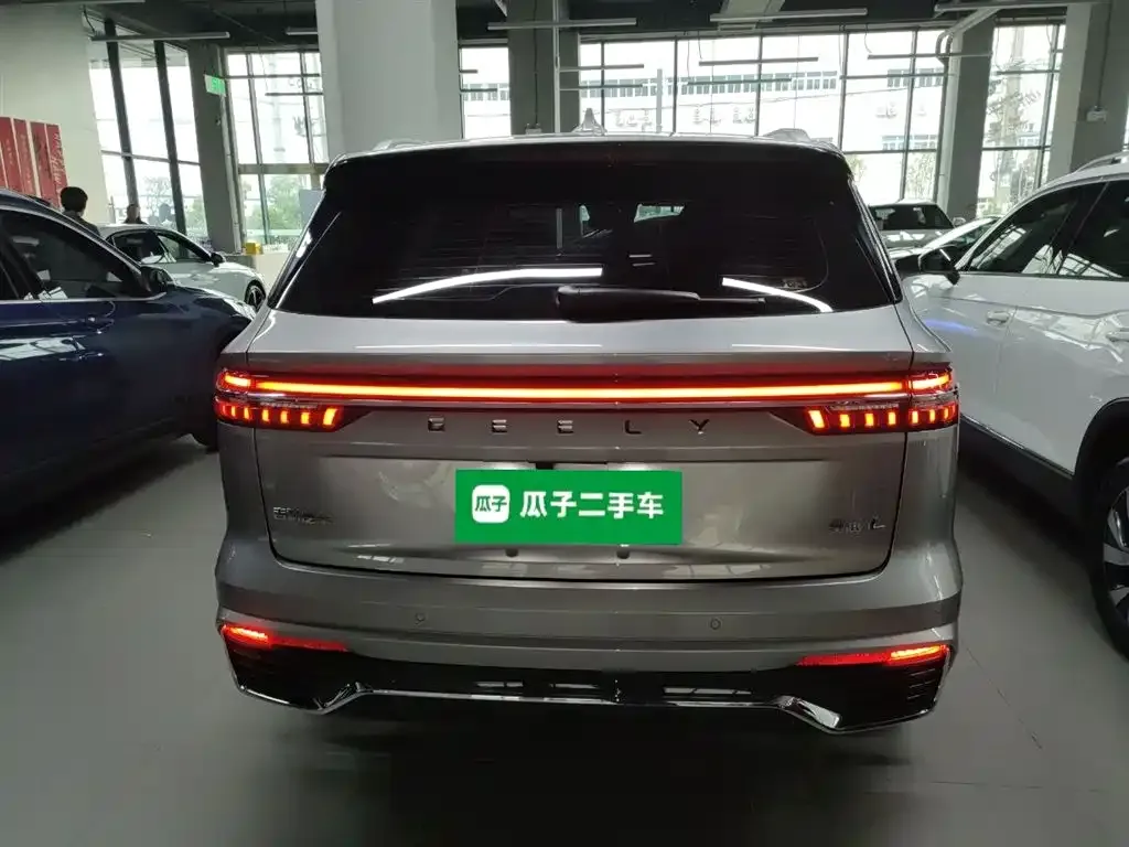 Geely Xingyue L — фото 9