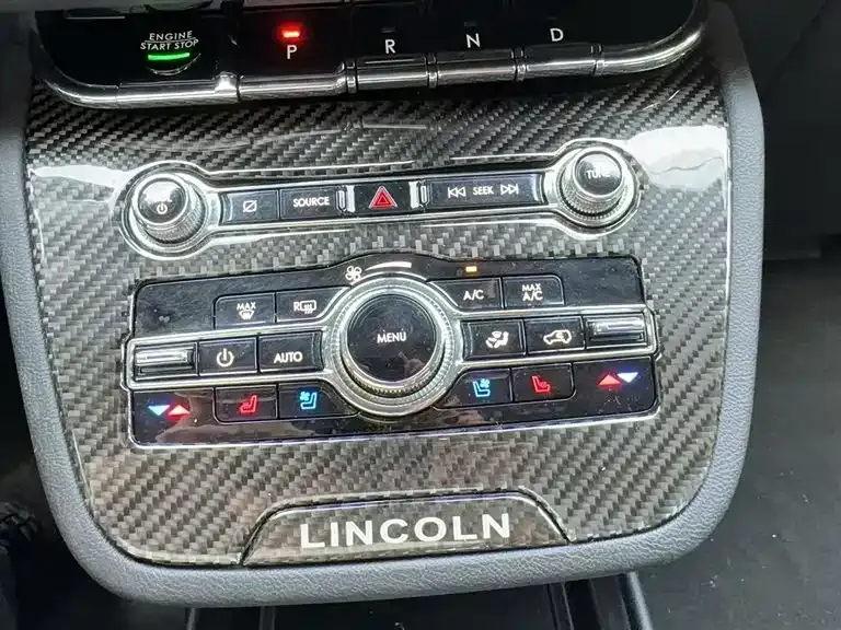 Lincoln Corsair — фото 5