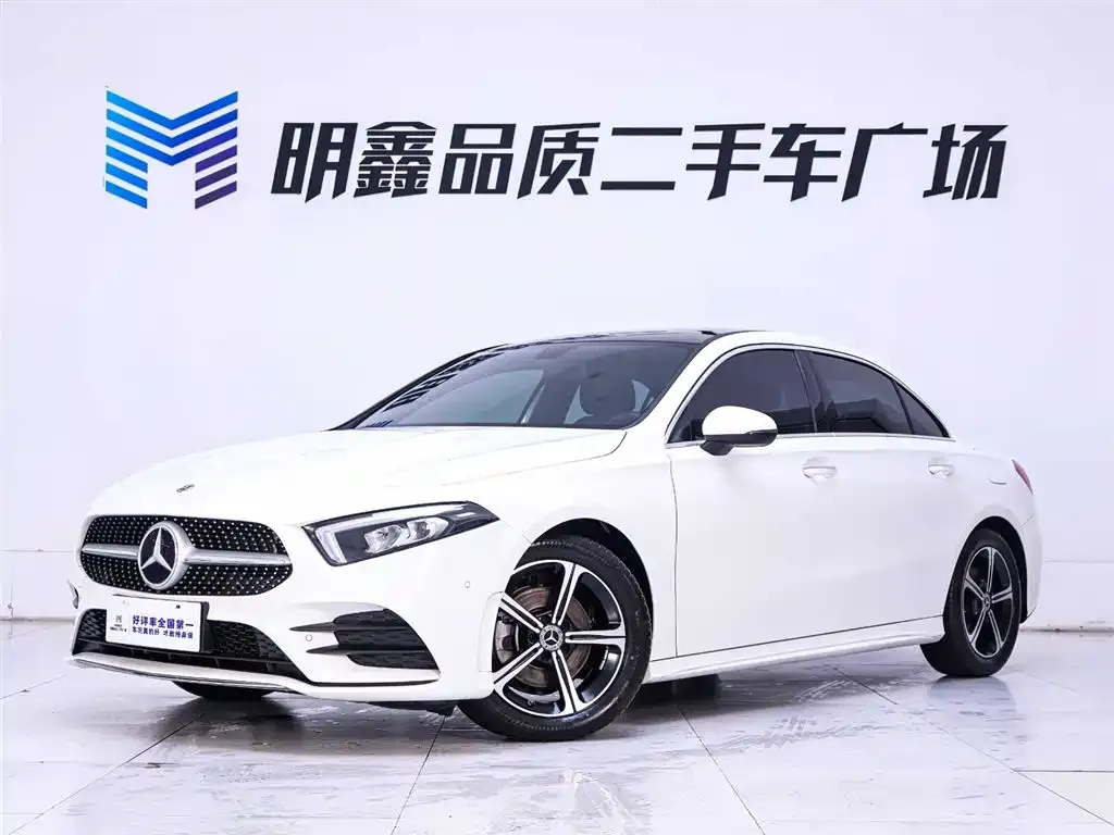 Mercedes-Benz A-Class — фото 7
